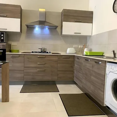 Lägenhet Cara Flats By Homely Mellieħa