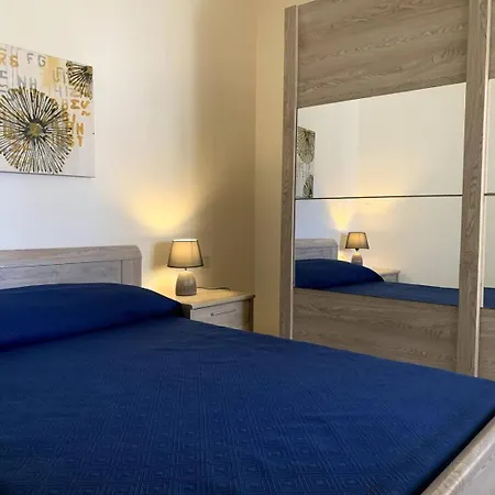 Cara Flats By Homely Lejlighed