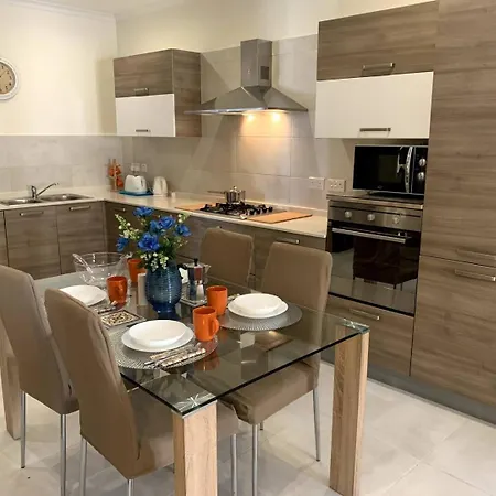 Cara Flats By Homely * Mellieħa