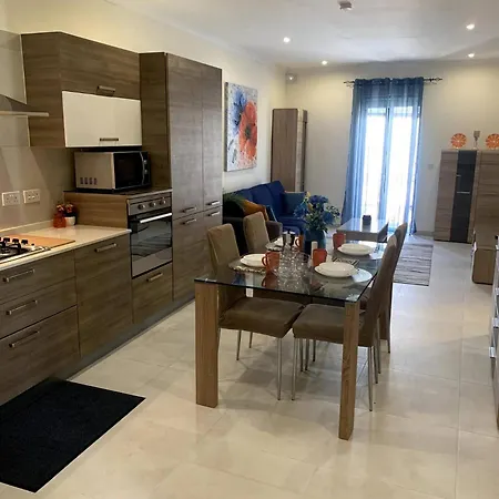 Lejlighed Cara Flats By Homely *