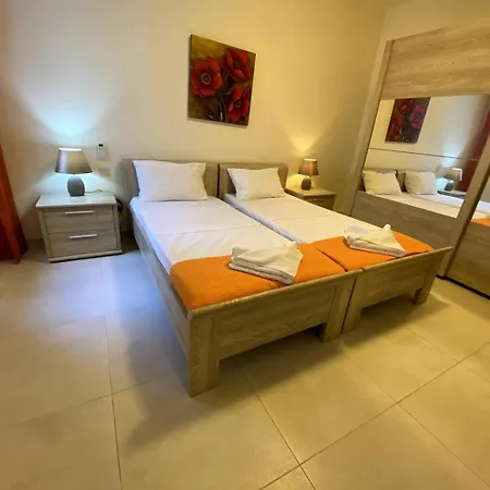 Apartamento Cara Flats By Homely *