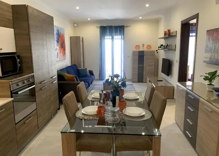 Cara Flats By Homely Apartament